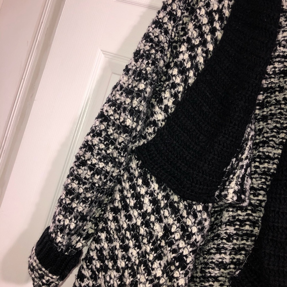 Loft Sweater - Picture 2 of 3